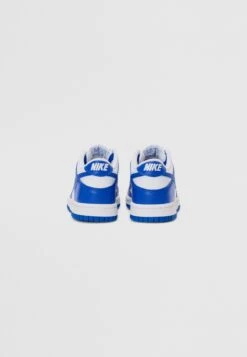 Nike Sportswear DUNK LOW UNISEX - Trainers - White/hyper Royal -Zalando UK-Outlet 0020ea579df542959195c0a533016fe0