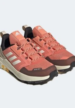 ADIDAS PERFORMANCE Terrex Trailmaker R.Rdy Unisex - Hiking Shoes - White Coral Gold Coloured -Zalando UK-Outlet 00ddfe00d1e84342b12277d3a7b6e956