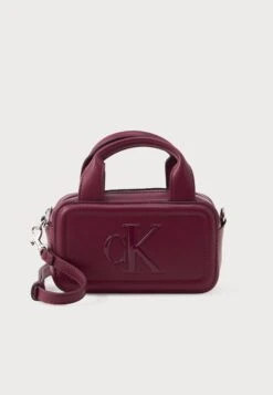 Calvin Klein BOLD MINI BAULETTO BAG - Cross Body Bag - Alluring Pink