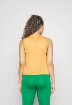 Reebok Tank - Top - Peach Fuzz -Zalando UK-Outlet 09e22abc8dea4727b541aef582e5f835