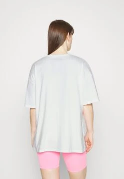 Oversized - Print T-Shirt - White -Zalando UK-Outlet 0afe073b2d084bd29e0f076ad780c701