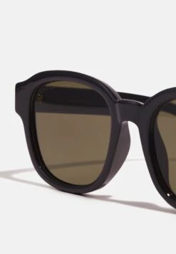 Gucci Unisex - Sunglasses - Black/Green -Zalando UK-Outlet 0b19ce73a0b34725ba825fb433795f4e