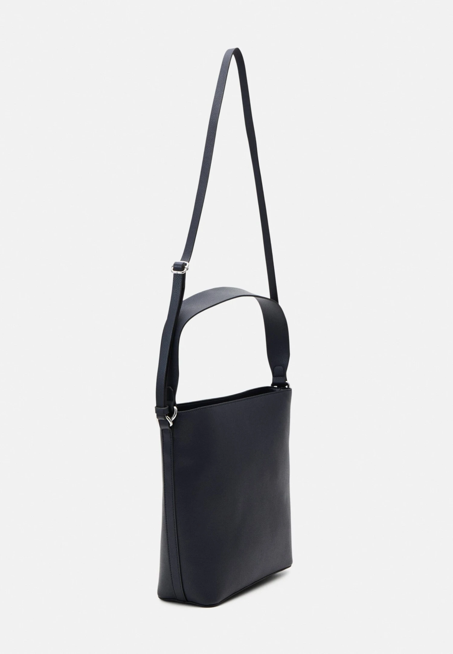 ESPRIT Janehoboshb - Across Body Bag - Navy 2 ESPRIT Janehoboshb - Across Body Bag - Navy - Image 2