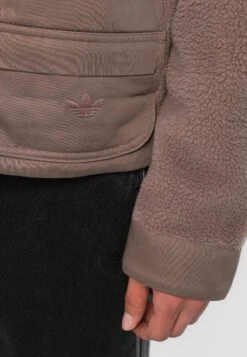 Adidas Originals Fleece Jacket - Earth -Zalando UK-Outlet 0b524f73aad44dbb8c173f12898d387a