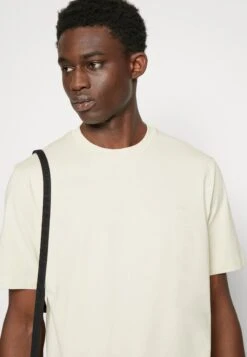 Logo T-Shirt Unisex - Basic T-Shirt -Zalando UK-Outlet 0c15b570dcd84704ba6bf0a1d11597b8