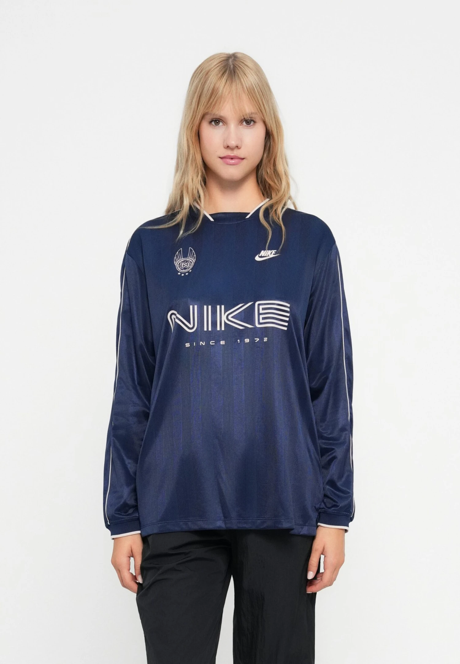 Nike Sportswear Long Sleeved Top - Midnight Navy 1 Nike Sportswear Long Sleeved Top - Midnight Navy
