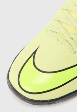 Nike Performance 10 CLUB UNISEX - Indoor Football Boots - Limelight/volt/hyper Crimson -Zalando UK-Outlet 10167606e4f8420ca6d189c5554d5958