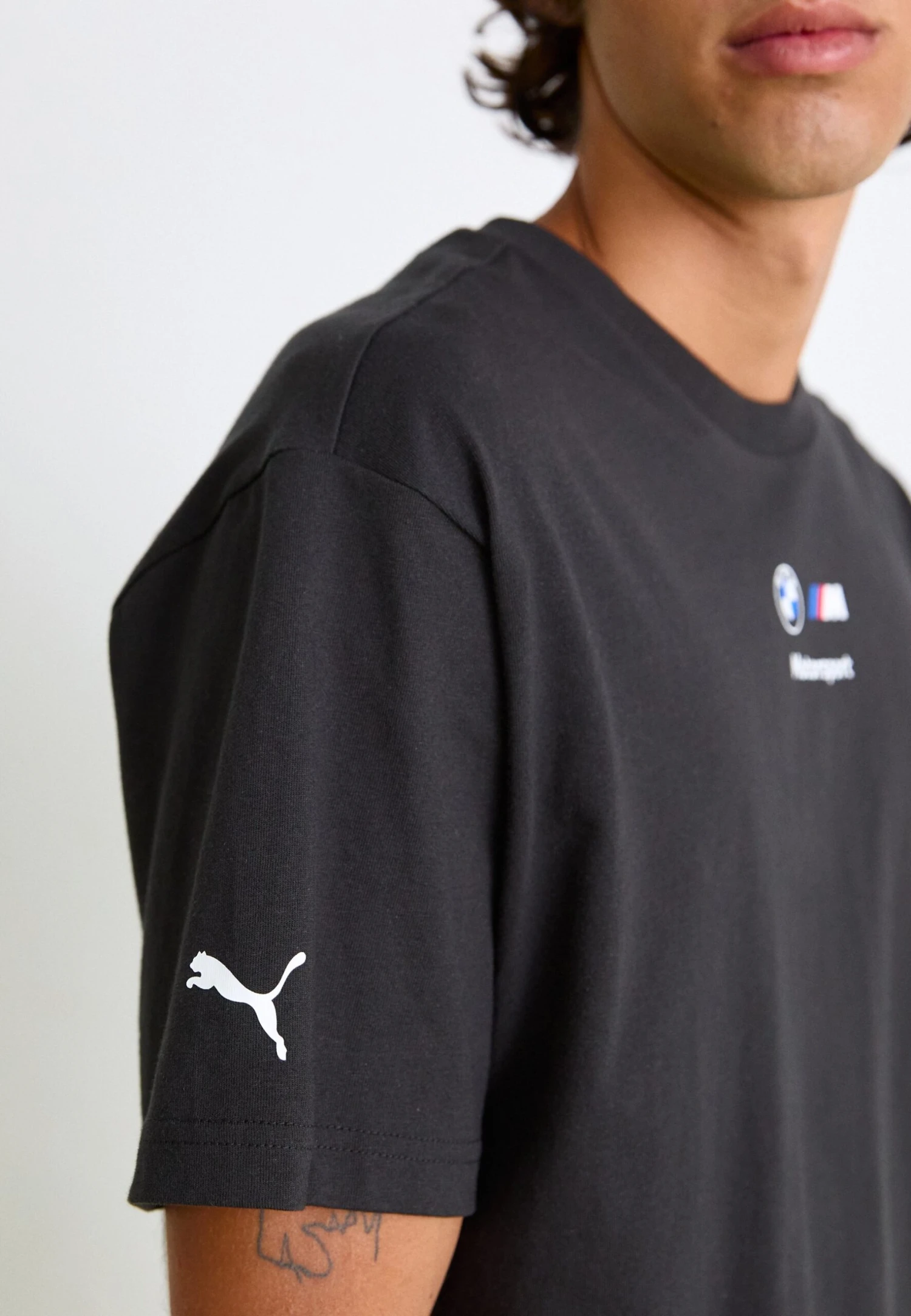 Puma BMW MMS CAR GRAPHIC TEE - Print T-shirt - Black 6 Puma BMW MMS CAR GRAPHIC TEE - Print T-shirt - Black - Image 6