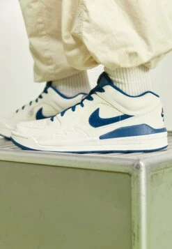 New Products -Zalando UK-Outlet 1e58f6639108458987e834bd2f04c490