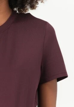Nike Performance ONE - Sports T-shirt - Burgundy Crush 16 Nike Performance ONE - Sports T-shirt - Burgundy Crush -Zalando UK-Outlet 1ec595bfb6cc4f67a7c50fefb6c83dbe