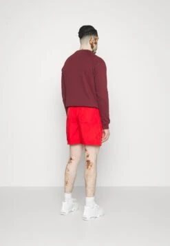 Nike Sportswear CLUB FLOW - Shorts - University Red/white -Zalando UK-Outlet 20b512d6aeb74e3b92321021637641ca