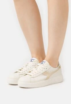 Diadora Game Step Premium- Trainers - White/Frozen Dew