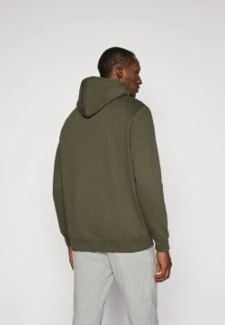 Puma COLOR LOGO HOODIE - Hoodie - Dark Olive -Zalando UK-Outlet 236dc2afce374b86822c603fcf648626