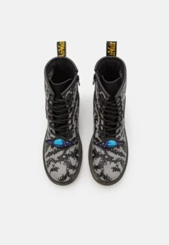 Dr. Martens 1460 Unisex - Lace-Up Ankle Boots - Grey/Black Hydro 9 Dr. Martens 1460 Unisex - Lace-Up Ankle Boots - Grey/Black Hydro -Zalando UK-Outlet 25f695f36adc453fbc8b8eb760f7f16a