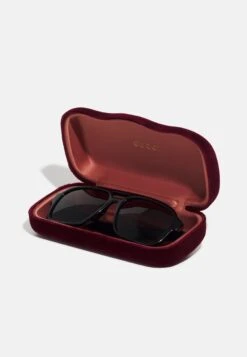 Gucci Unisex - Sunglasses - Black/Smoke -Zalando UK-Outlet 2b9e762d895f4f10b4c20abfc3e7ad0e