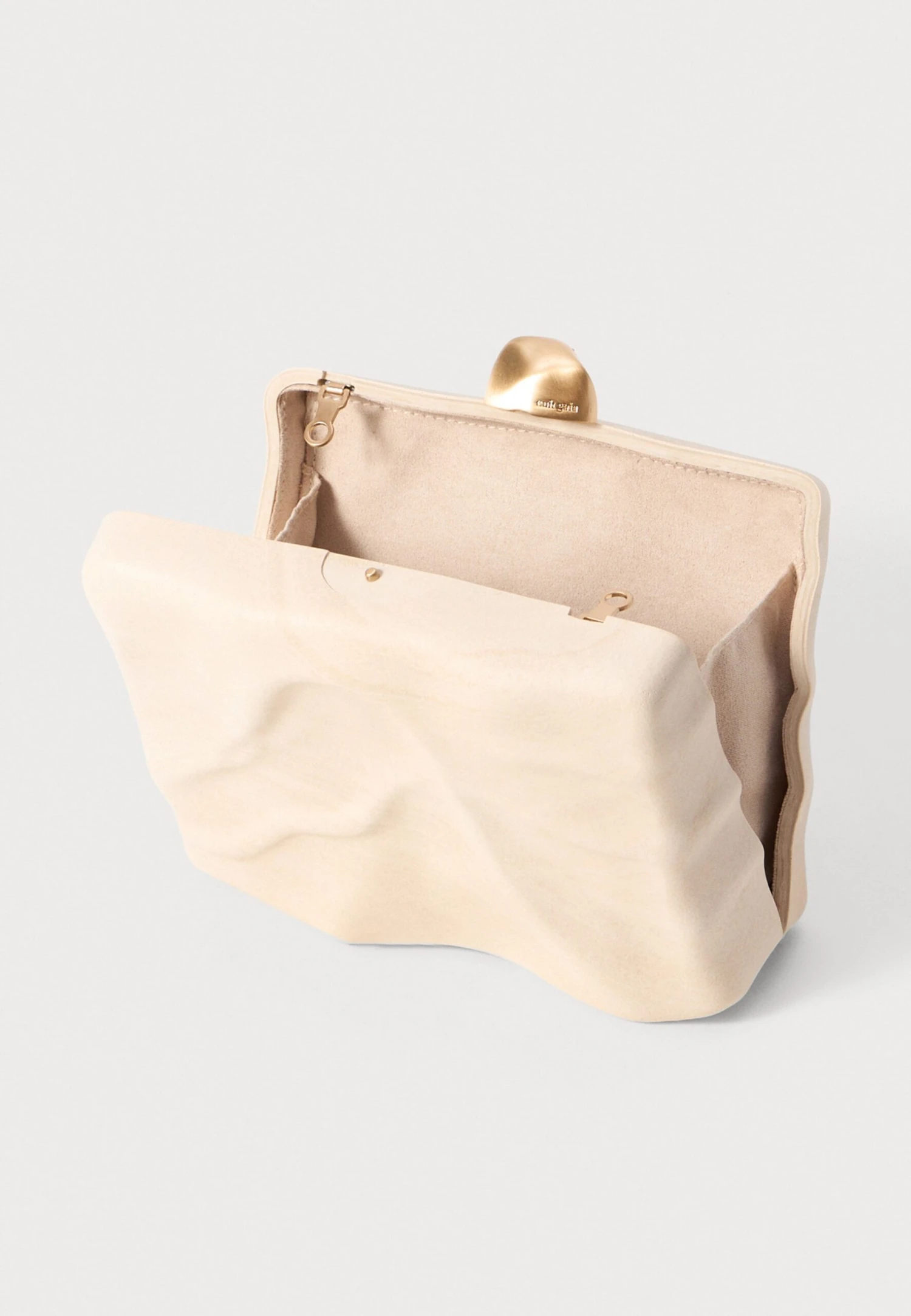 Cult Gaia FLYN CLUTCH - Clutch - Travertine 4 Cult Gaia FLYN CLUTCH - Clutch - Travertine - Image 4