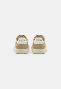 Veja Campo - Trainers - Dune/White -Zalando UK-Outlet 2d3d0c282fe24a4c8ce70bc608353c6a