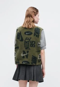 Nike Sportswear STREET - Waistcoat - Medium Olive/neutral Olive -Zalando UK-Outlet 2e7fe33a63134239bbb40252aa5d2786