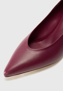 RENZA - Classic Heels - Rosso Viola -Zalando UK-Outlet 2e95e5ebdb0d4d8a8732d092e30a6e77