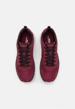 Track - Trainers - Burgundy/Black 9 Track - Trainers - Burgundy/Black -Zalando UK-Outlet 2f2cb10ff92d46c7899138bff53a0b66