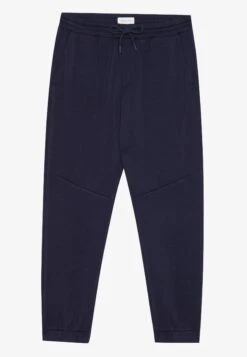 Pier One SCUBA JOGGER - Tracksuit Bottoms - Black -Zalando UK-Outlet 2f6bf9eb8a5f4bf3b37204171ef8ffd2