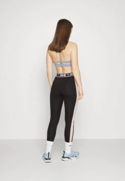 Puma Train Strong Fashion Colorblock- Leggings - Black/Rose Dust 7 Puma Train Strong Fashion Colorblock- Leggings - Black/Rose Dust -Zalando UK-Outlet 3172dedaa0d2448cab419e67561289fa