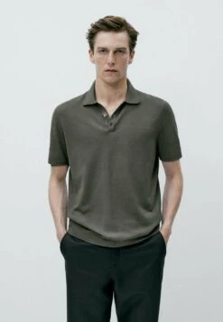 Massimo Dutti With V-Neck And Buttons - Polo Shirt - Khaki