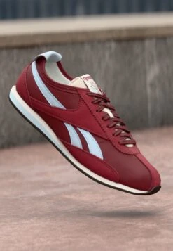 Reebok Classic R400 UNISEX - Trainers - Upgrade Green/golden-coloured Haze/chalk -Zalando UK-Outlet 351d8cdb3e1e4ab891e81b5d75a4e98d