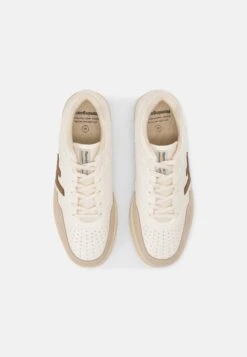 Flamingos Life Retro 90'S Unisex - Trainers - White/Stone -Zalando UK-Outlet 35ce8b03a61642e1a2012e5c2589a26e