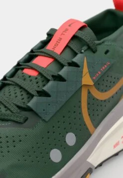 Nike Performance ZOOMX ZEGAMA 2 - Trail Running Shoes - Fir/desert Ochre/clay Green/college Grey/sail/bright Crimson -Zalando UK-Outlet 3610bdf2755640ab92659d37ce6cdebd