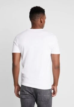 Pier One 3 Pack - Basic T-Shirt - White -Zalando UK-Outlet 390617d256dd4fe89b3c53ee69ac72d4