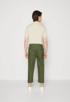 Pier One Trousers - Olive 8 Pier One Trousers - Olive -Zalando UK-Outlet 3b639b4608244259a5a82201c428348c