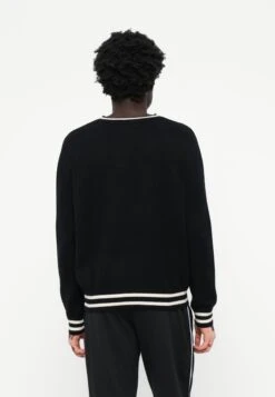 Ellesse GIOCIOS SWEATER - Jumper - Black 8 Ellesse GIOCIOS SWEATER - Jumper - Black -Zalando UK-Outlet 3d2a7175ec914bfd97594dc8201e085a