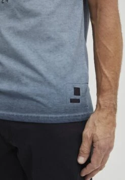 FQEMIL - Print T-shirt - Dark Denim -Zalando UK-Outlet 3db4b6bfd9ec48f48db6699713fb0d19