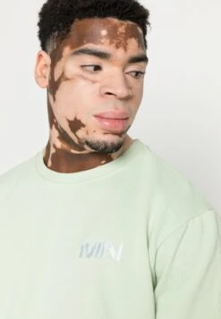 Mennace Unisex Washed Regular - Sweatshirt - Light Green 9 Mennace Unisex Washed Regular - Sweatshirt - Light Green -Zalando UK-Outlet 3dc6b133cb0c4b418dc8c6f44934da49