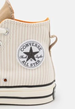 Converse Chuck Hickory Stripe Unisex - High-Top Trainers - Desert Sand/Egret -Zalando UK-Outlet 3e40e118c67d4e2695157f10f896933b