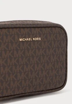 MICHAEL KORS KIDS HANDLE BAG - Cross Body Bag - Brown -Zalando UK-Outlet 3e96cac290eb4396911f877d2a8dac62