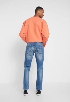 Blend BHBlizzard - Straight Leg Jeans - Denim Middle Blue 9 Blend BHBlizzard - Straight Leg Jeans - Denim Middle Blue -Zalando UK-Outlet 3ffc8929733941ff85ed73eb57fdee3b