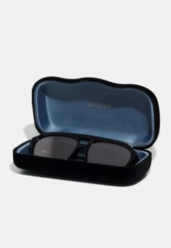 Gucci Sunglasses - Black/Silver-Coloured 10 Gucci Sunglasses - Black/Silver-Coloured -Zalando UK-Outlet 401cd512d3394d22936d1e9d2a2b3bc5