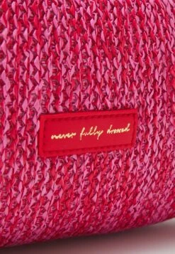 NEVER FULLY DRESSED Clutch - Pink -Zalando UK-Outlet 40c245b4930a455aadb4300603088054