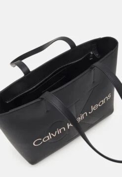 Calvin Klein Jeans Sculpted Shopper Mono - Tote Bag - Black/Rose 7 Calvin Klein Jeans Sculpted Shopper Mono - Tote Bag - Black/Rose -Zalando UK-Outlet 420fdcea54b04c2ab0aa6014da390e4c