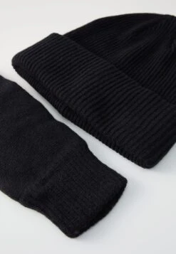 Selected Homme SLHCRAY GIFTBOX SET - Gloves - Black -Zalando UK-Outlet 43de3791801f400885e53b4cd7ad3529