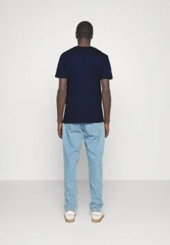 Je M'En Fous Unisex - Print T-Shirt - French Navy -Zalando UK-Outlet 44be670269cb4a0894d0e3a94a6cbc14