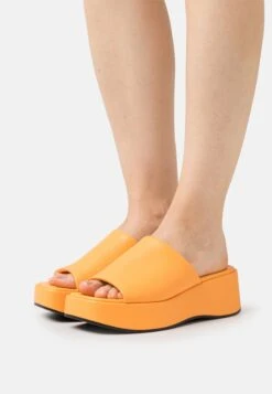 Monki Heeled Mules - Orange