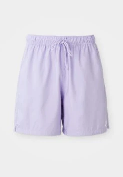 Nike Sportswear CLUB FLOW - Shorts - University Red/white -Zalando UK-Outlet 4b3c3809da5a455b885e60f5c0732d44 1