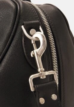 R. M. Williams Saddler Duffle Bag Unisex - Holdall - Black 8 R. M. Williams Saddler Duffle Bag Unisex - Holdall - Black -Zalando UK-Outlet 4bcc58ff149445c8b03f3906a1409829