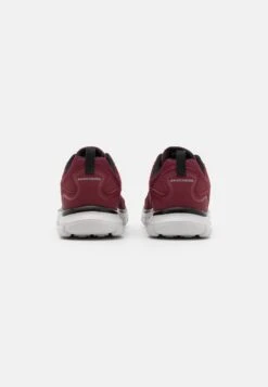 Track - Trainers - Burgundy/Black 8 Track - Trainers - Burgundy/Black -Zalando UK-Outlet 4cb1adc7257d444b854fc8198d2695f9