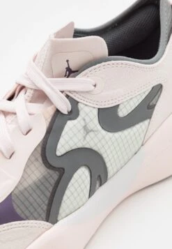 Jordan Delta 3 Low - Trainers - White/Chile Red/Black -Zalando UK-Outlet 4dca9a54f2da4e3f815c791ed5017cad