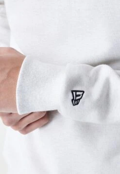 NEW ERA ESSENTIAL CREW - Sweatshirt - Off-white -Zalando UK-Outlet 50e29c0d86e848ddb36b29aeeacd1ac0