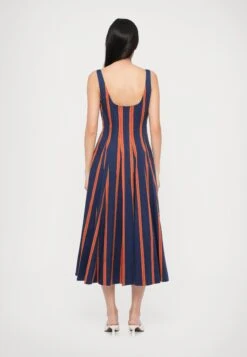 Staud WELLS DRESS - Day Dress - Red/dark Blue 9 Staud WELLS DRESS - Day Dress - Red/dark Blue -Zalando UK-Outlet 510240c44f4f4937b9b43436e485455a
